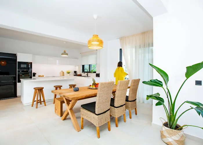 Holiday home Laura *