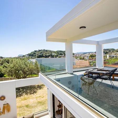 Laura Dom wakacyjny *