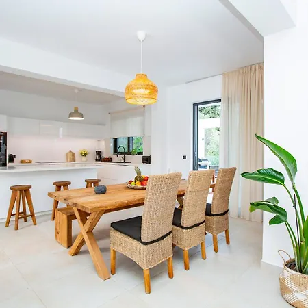 Laura Prázdninový dům