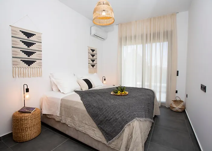 Holiday home Laura Afantou